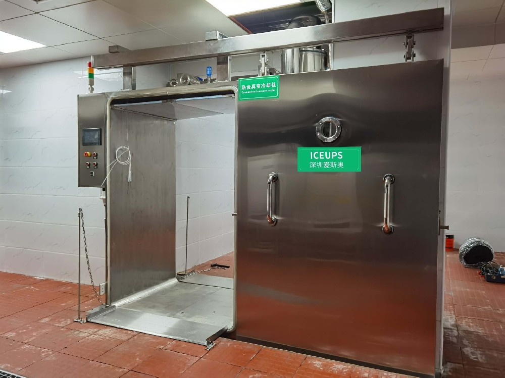深圳愛斯奧高端熟食快速冷卻機(jī)，湖北大型食品公司預(yù)制菜項(xiàng)目，安裝調(diào)試完成，即將投入使用，96度以上高溫熟食冷卻到常溫幾分鐘內(nèi)完成，快速跳躍細(xì)菌繁殖溫度，完全避免二次污染，熟食保持原有口味，營養(yǎng)成分不丟失。